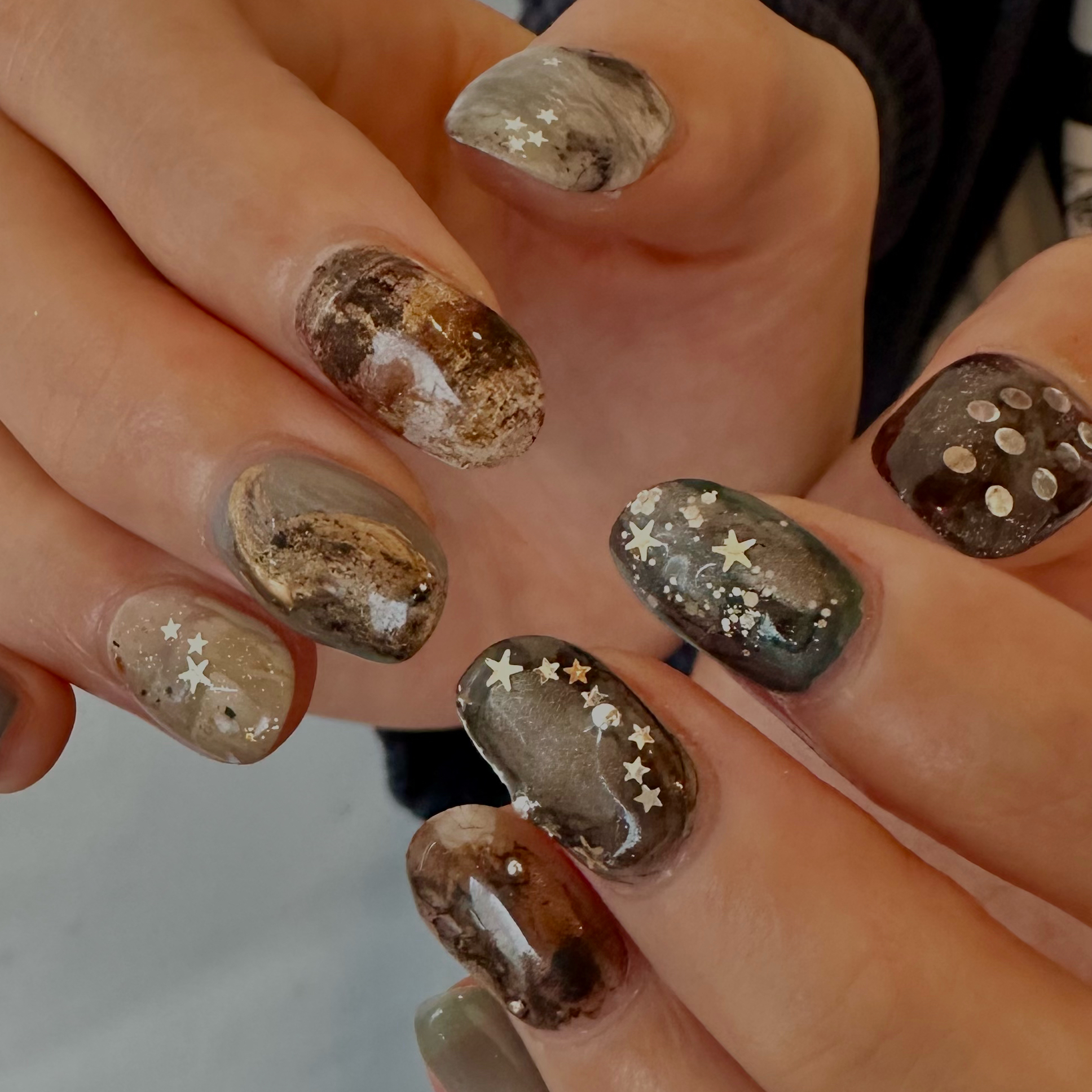 ana_nail