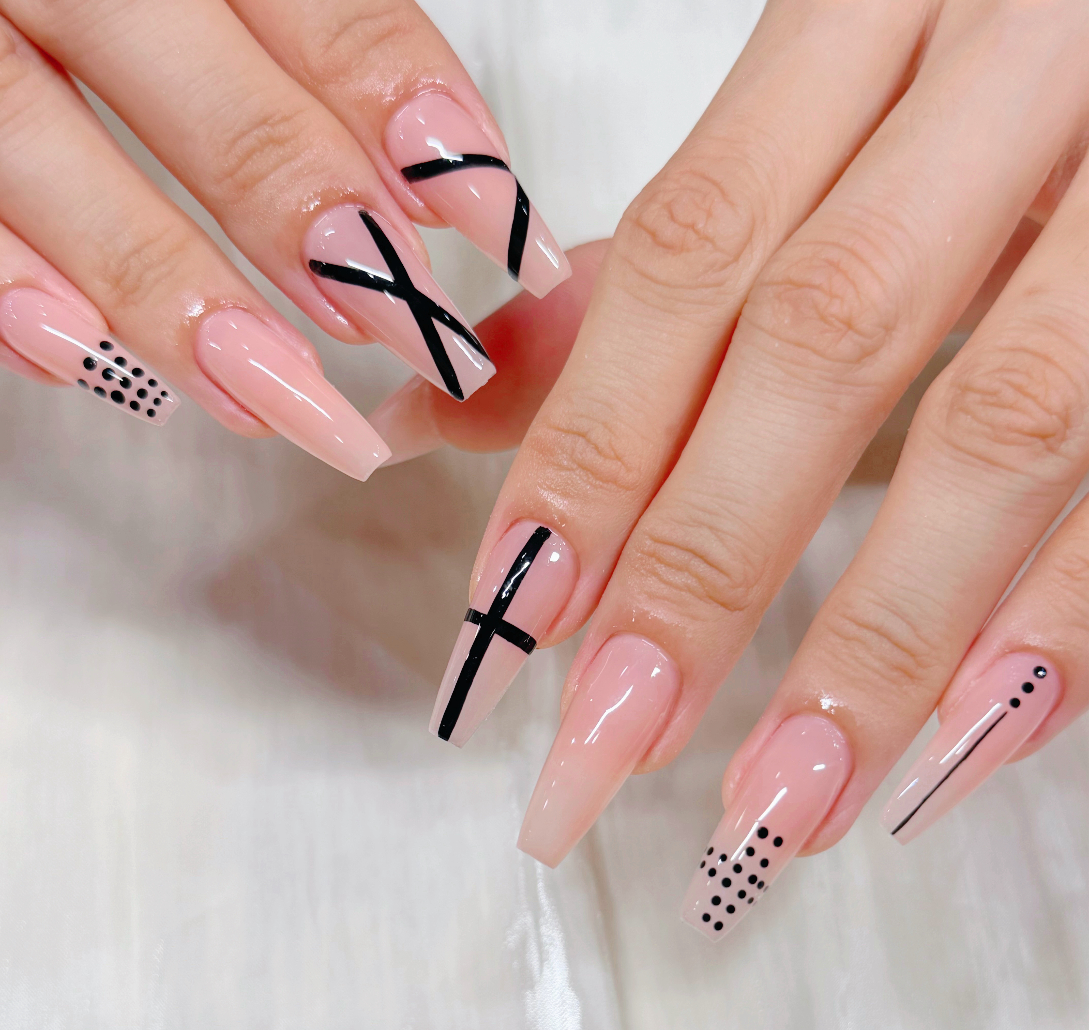 Betty_nail