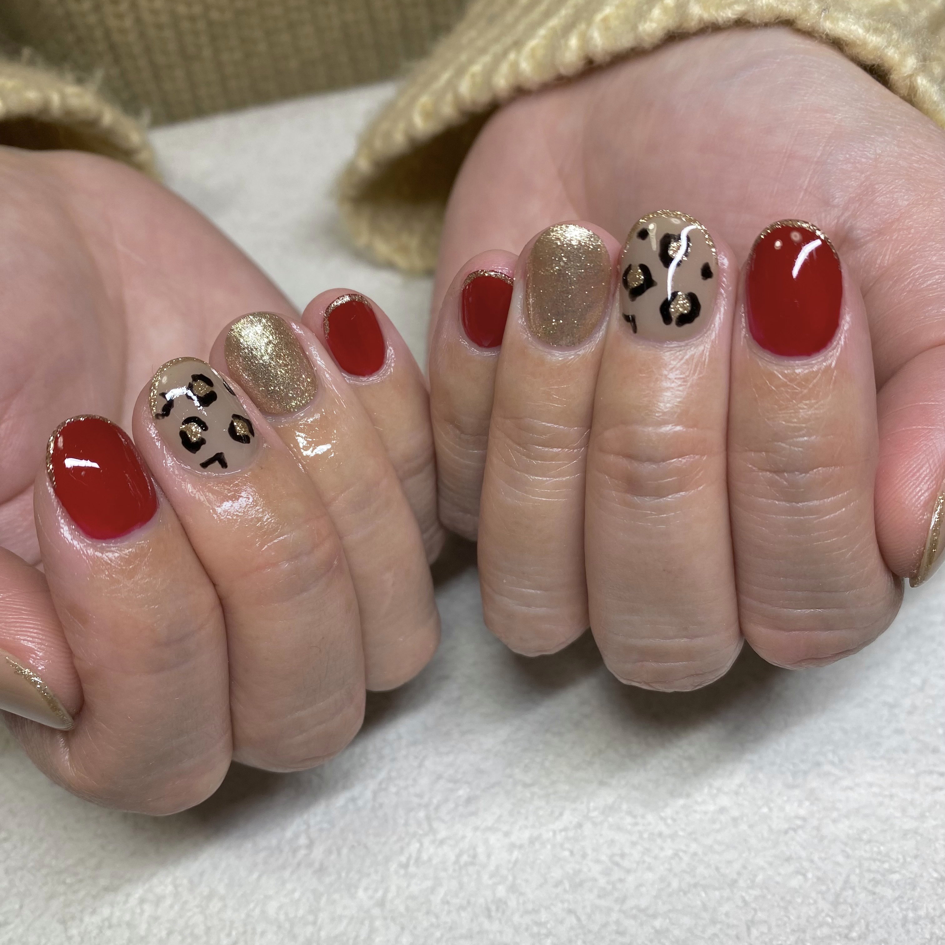 nail.salon.M.