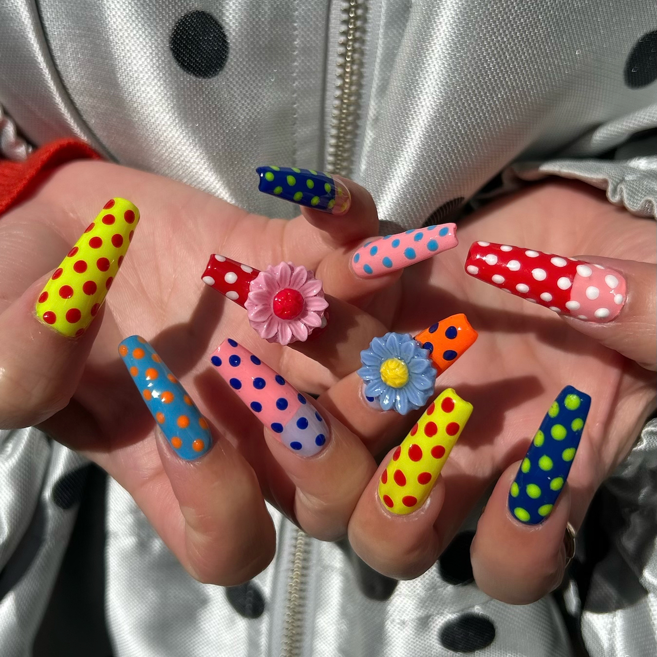 emuy_nailstudio