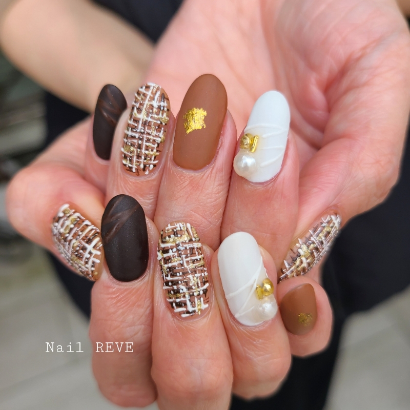 nail_reve