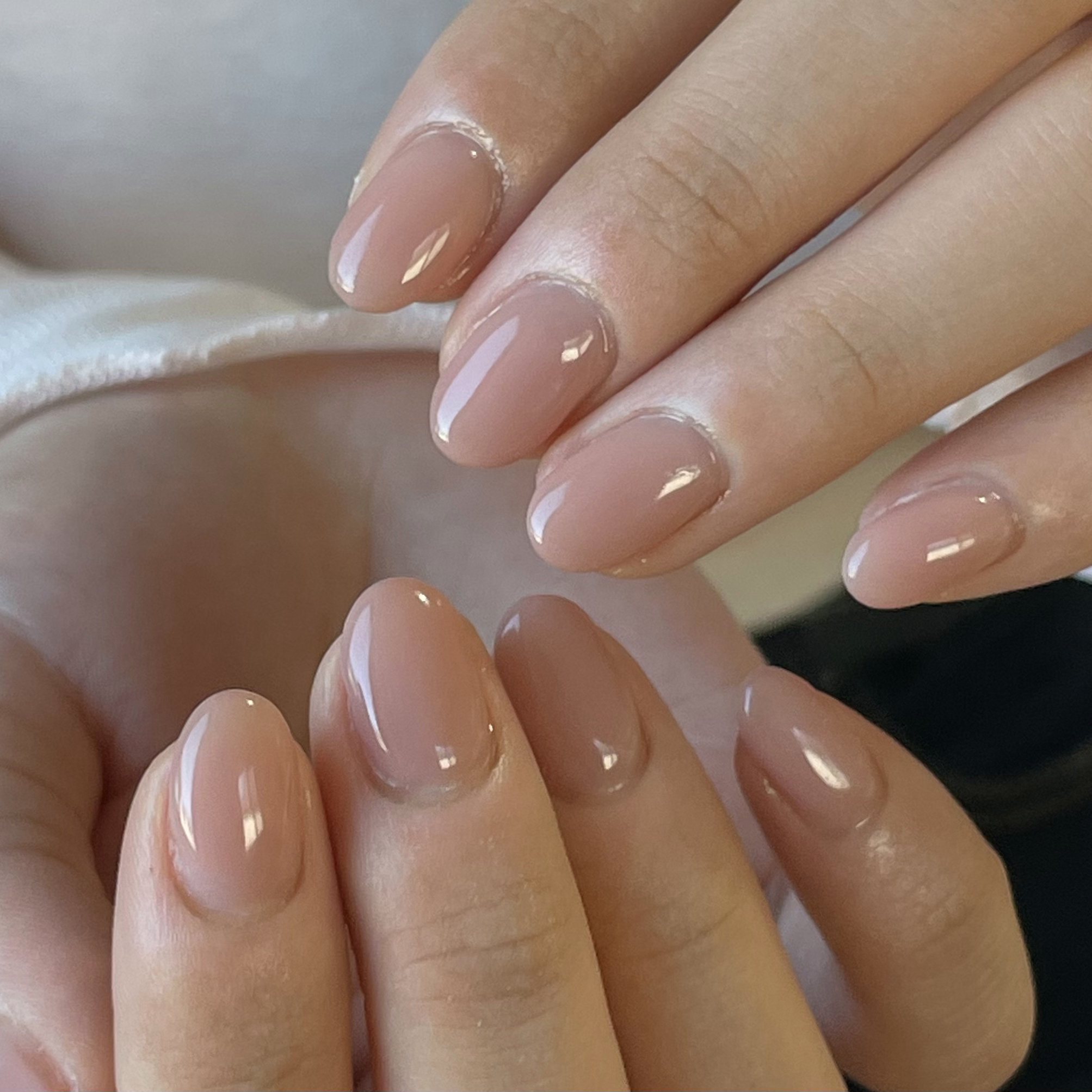 hau.nail