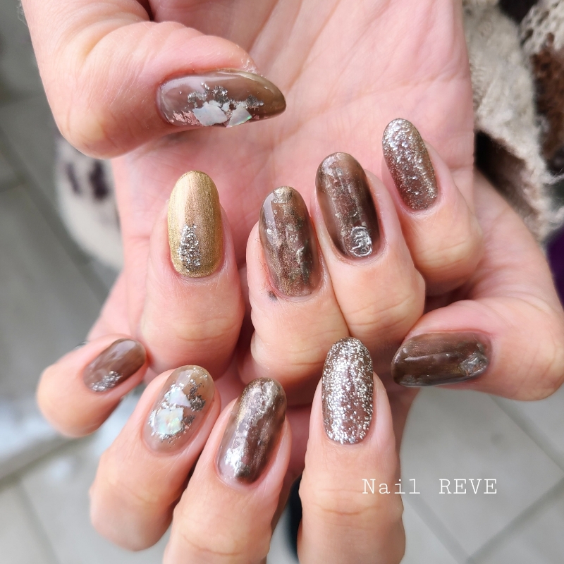 nail_reve