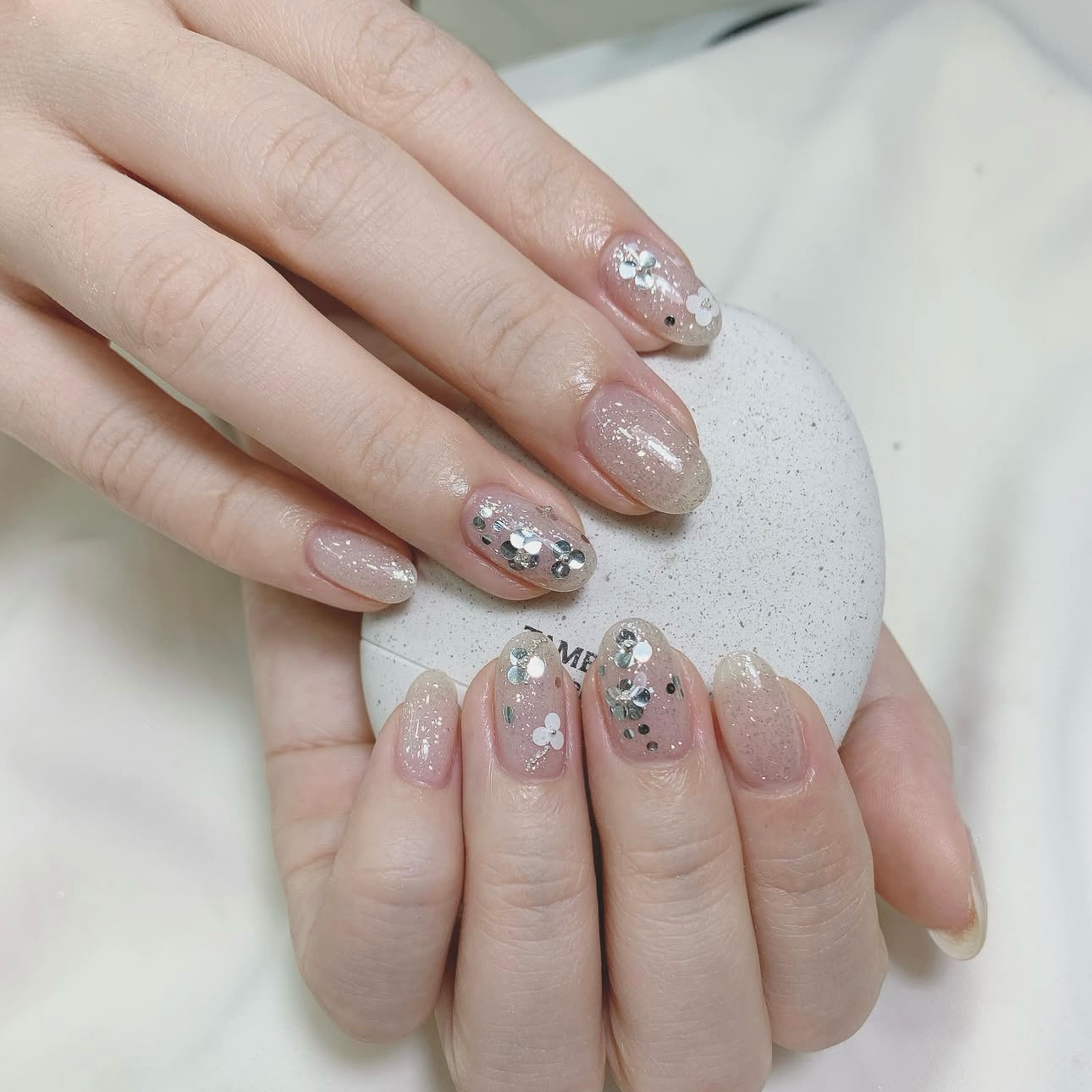 Yuri_nails