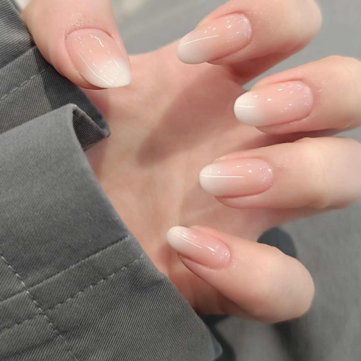 Mira.nail