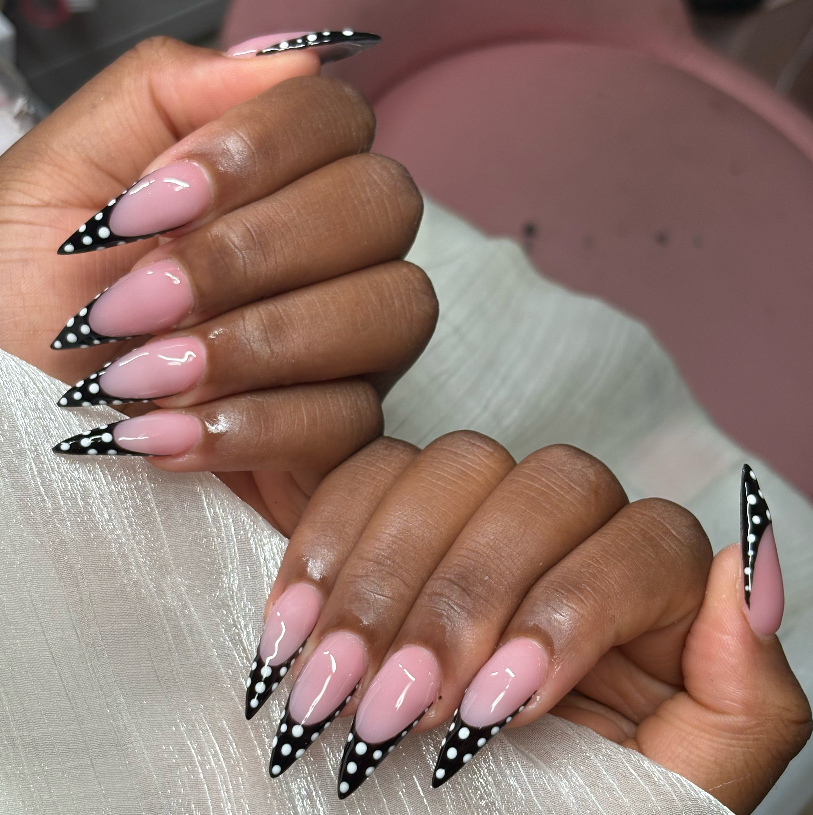 HandSnailZama