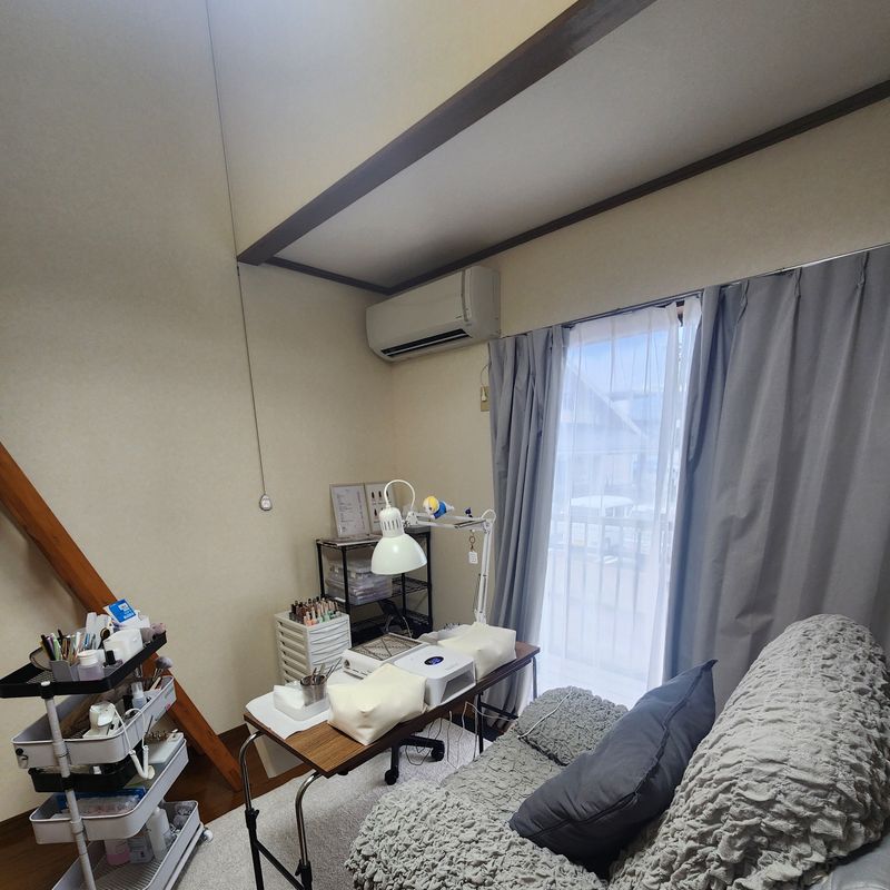 Nailroomno.3