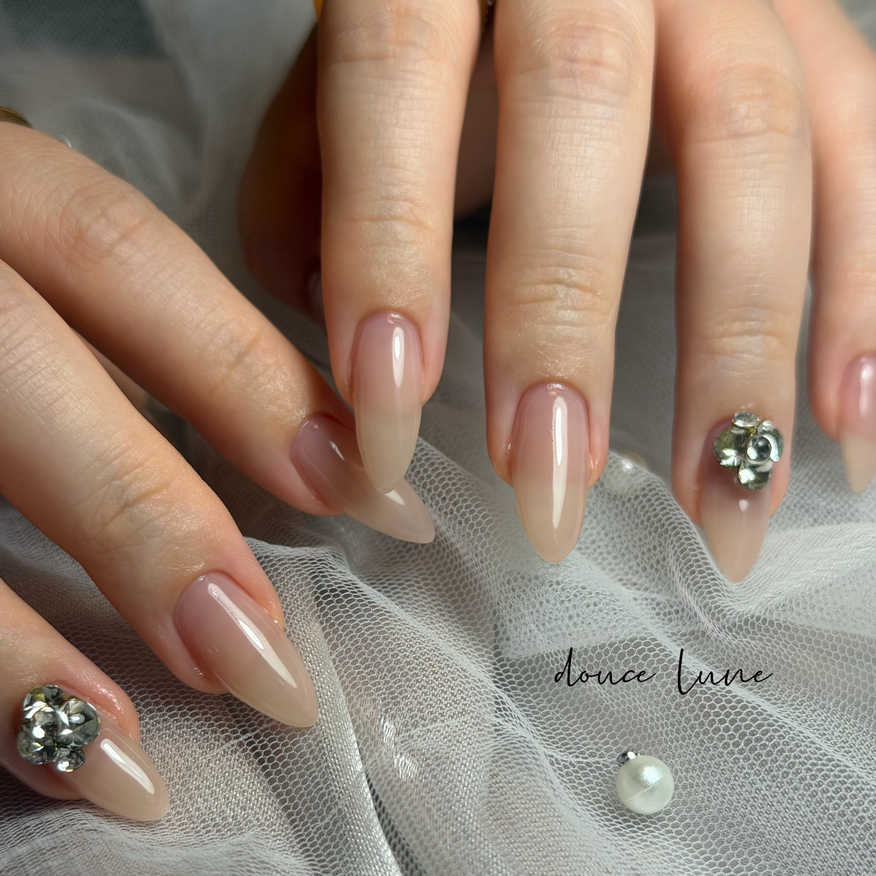 M...nail