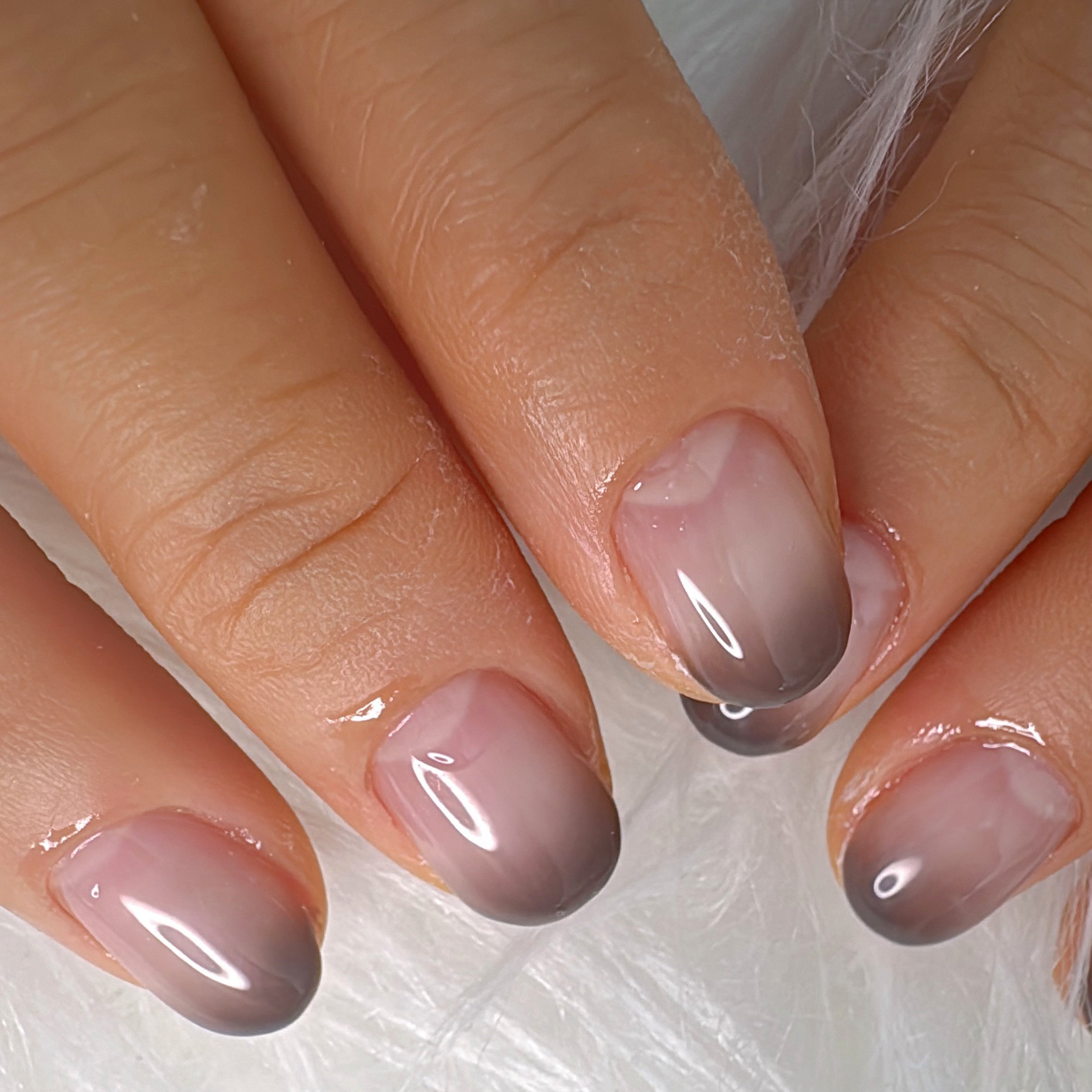 B_Nails