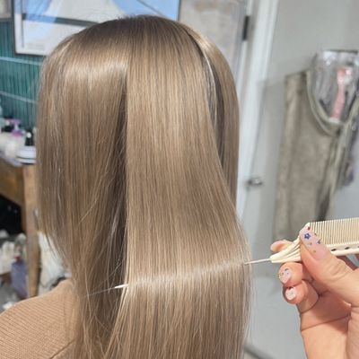 【ブリーチ毛専用】ブリーチ毛にもできる縮毛矯正✨️✨️