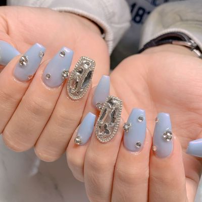 チップ長さだし＋ストーン埋め尽くし2本¥8980