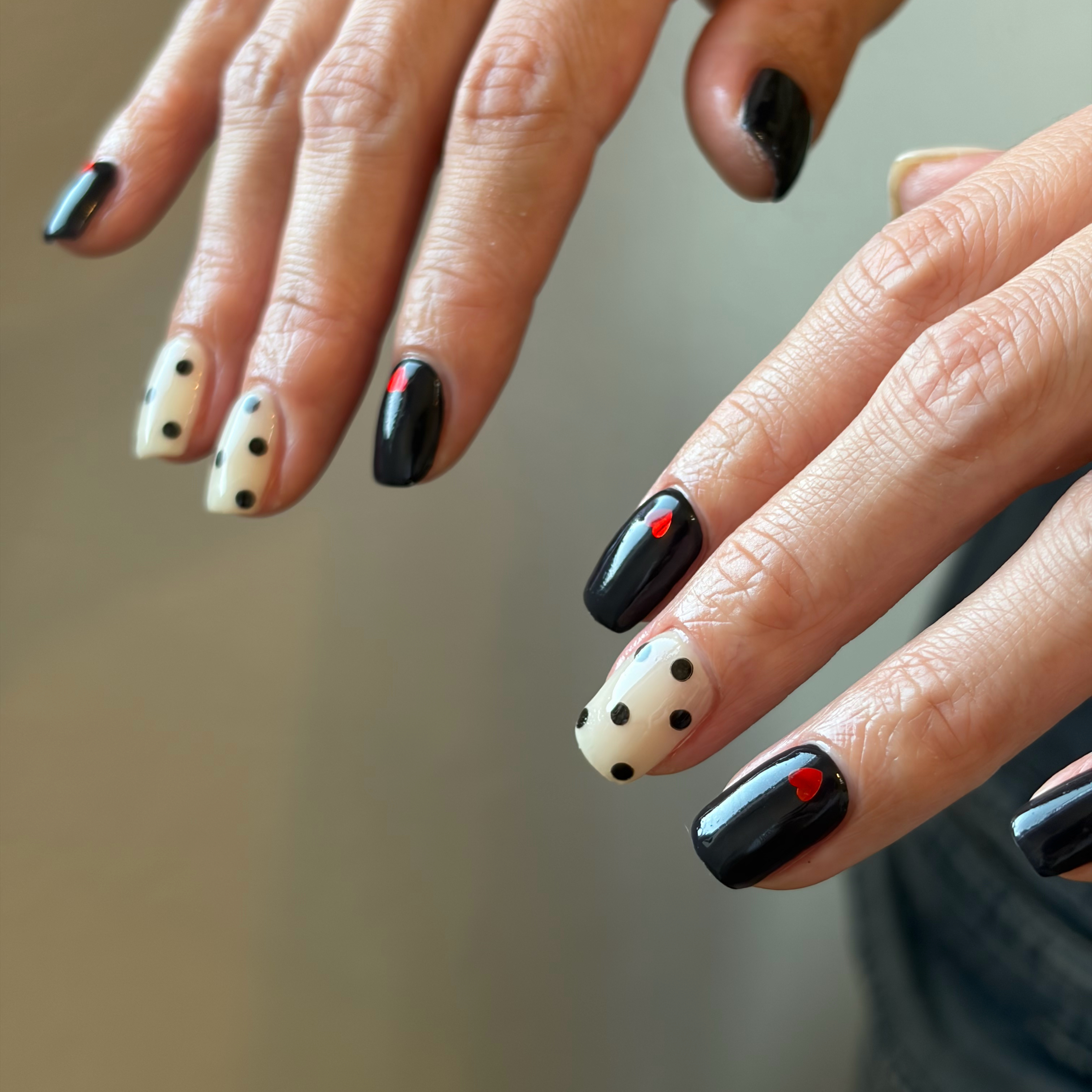 si..NAIL33