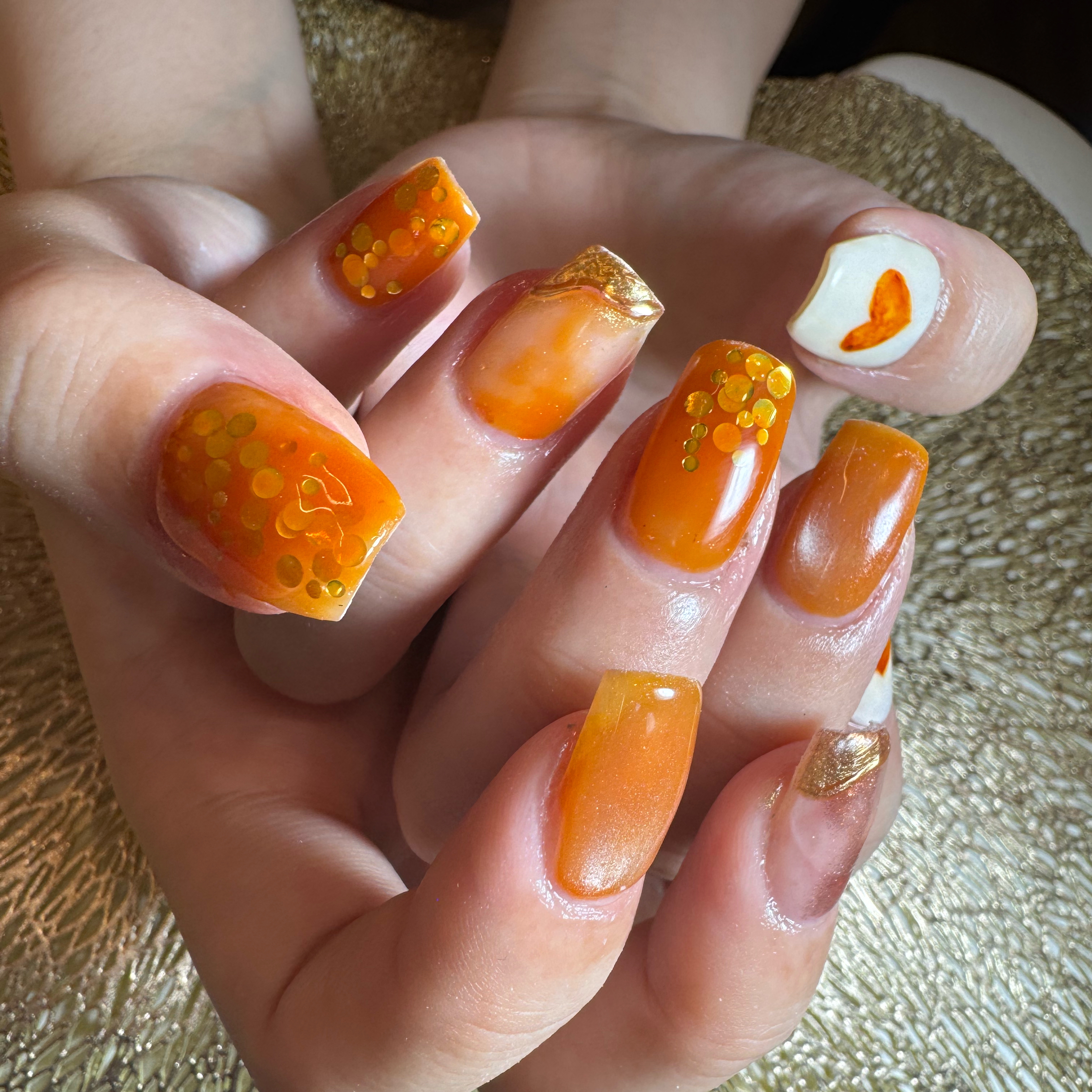 me_nail_meg
