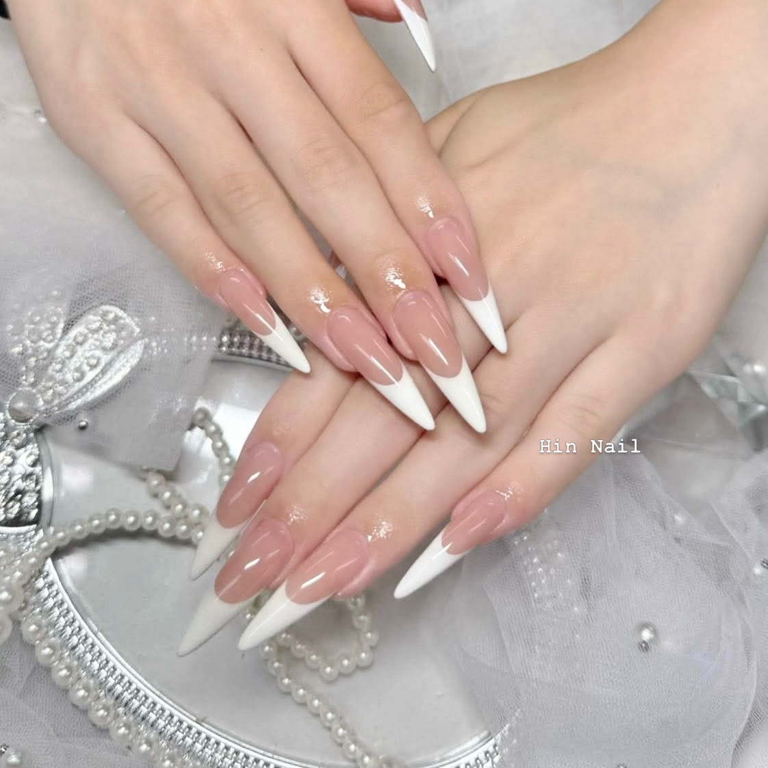 Hin_Nail