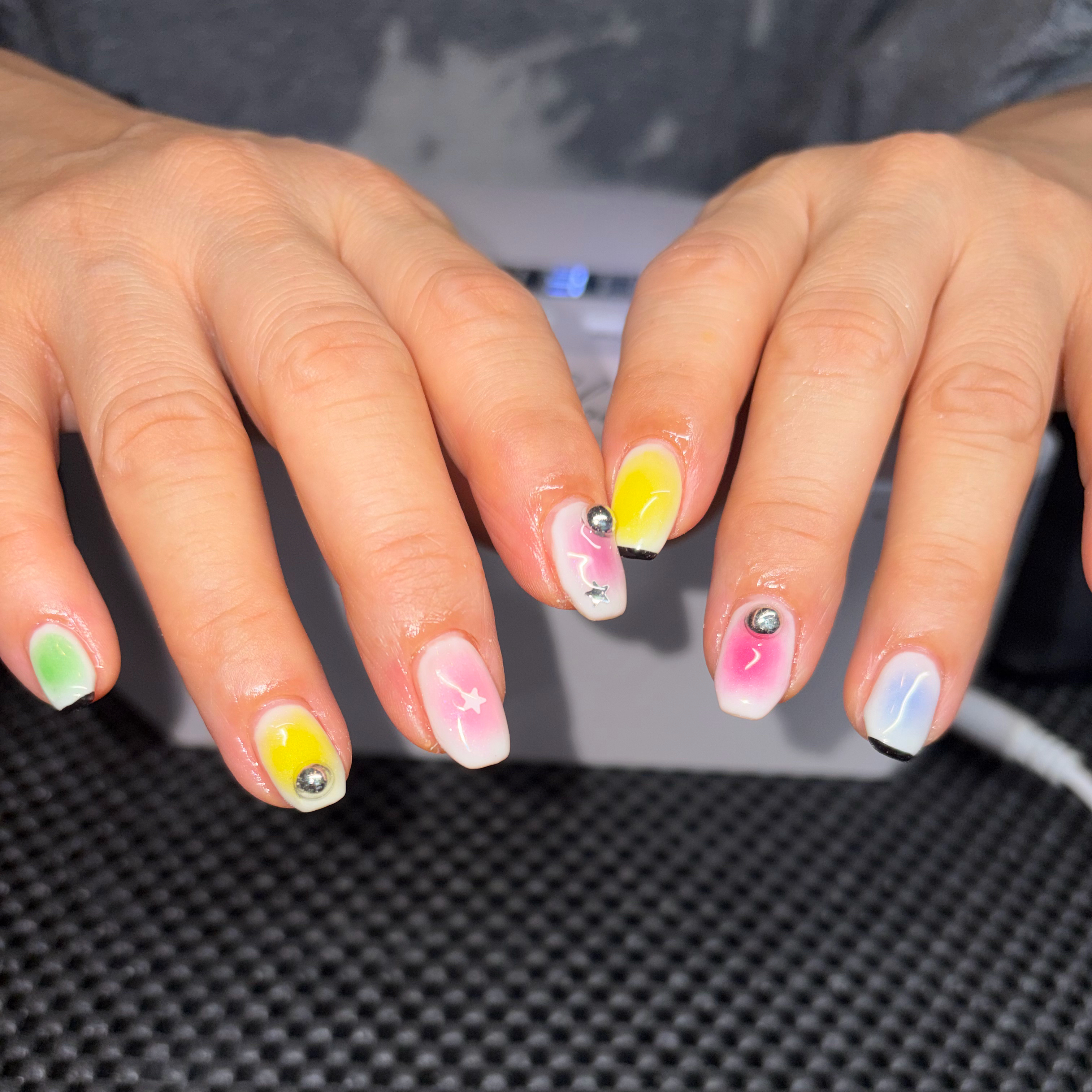 emma.nail