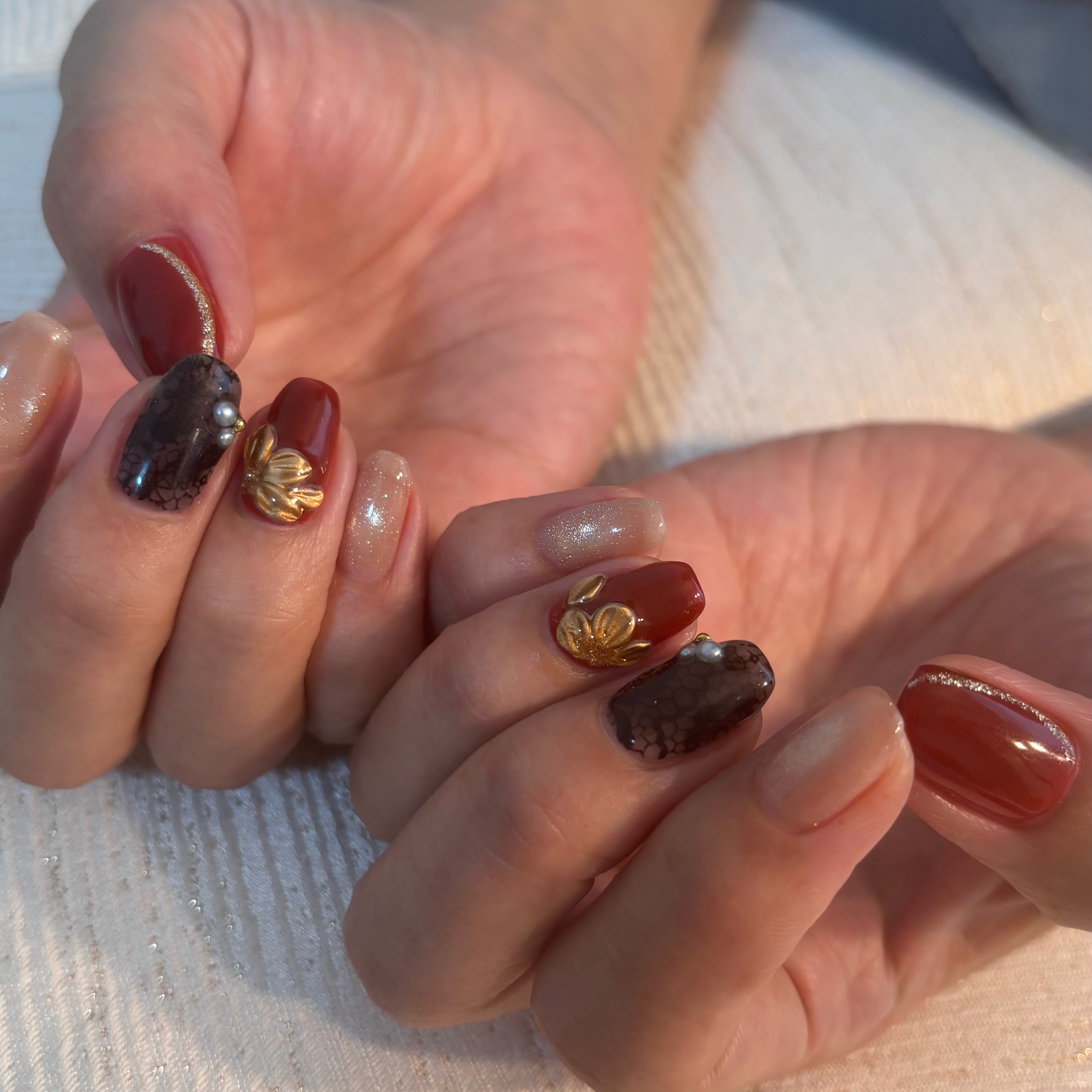 anon_nail