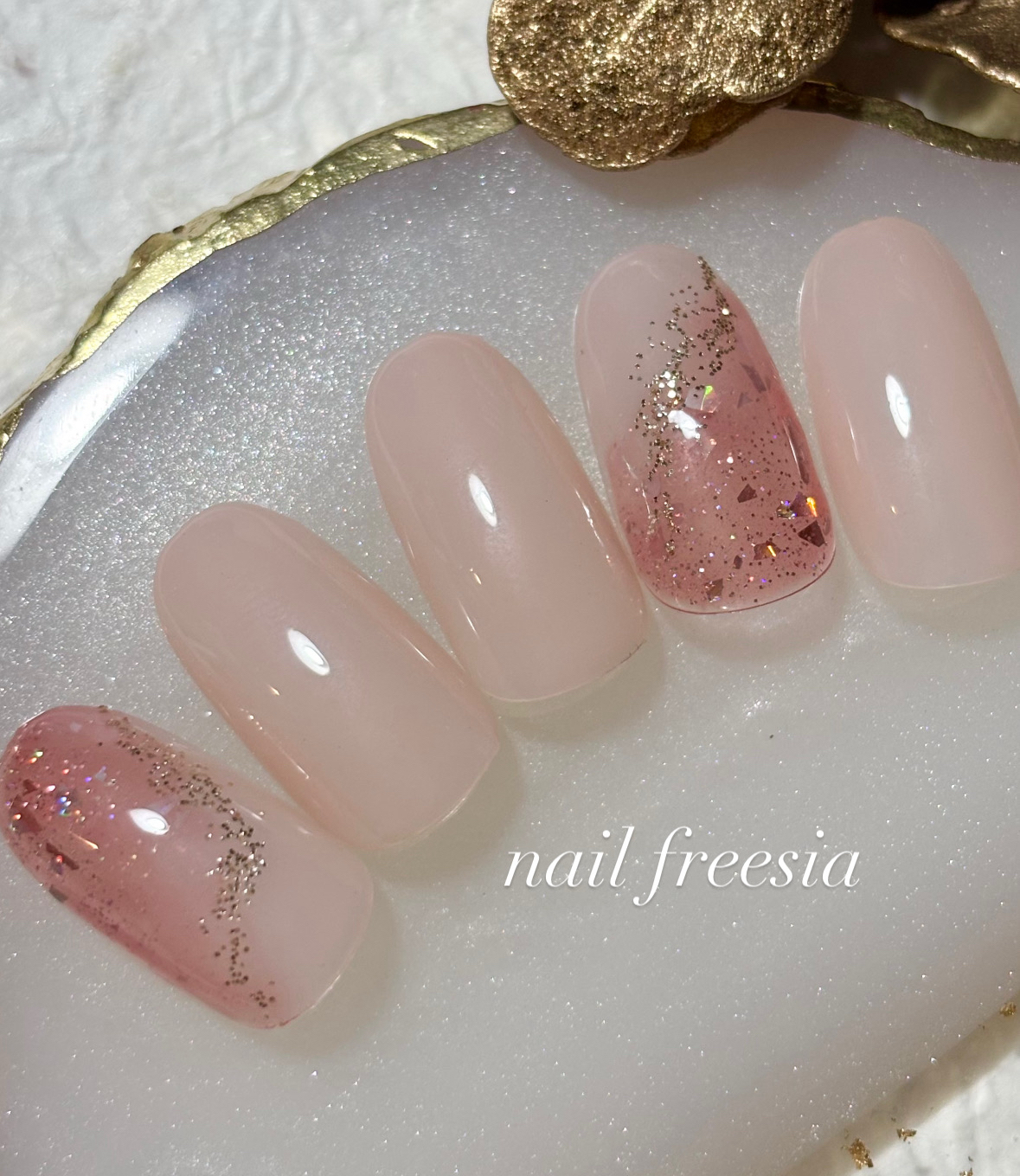 nail_freesia