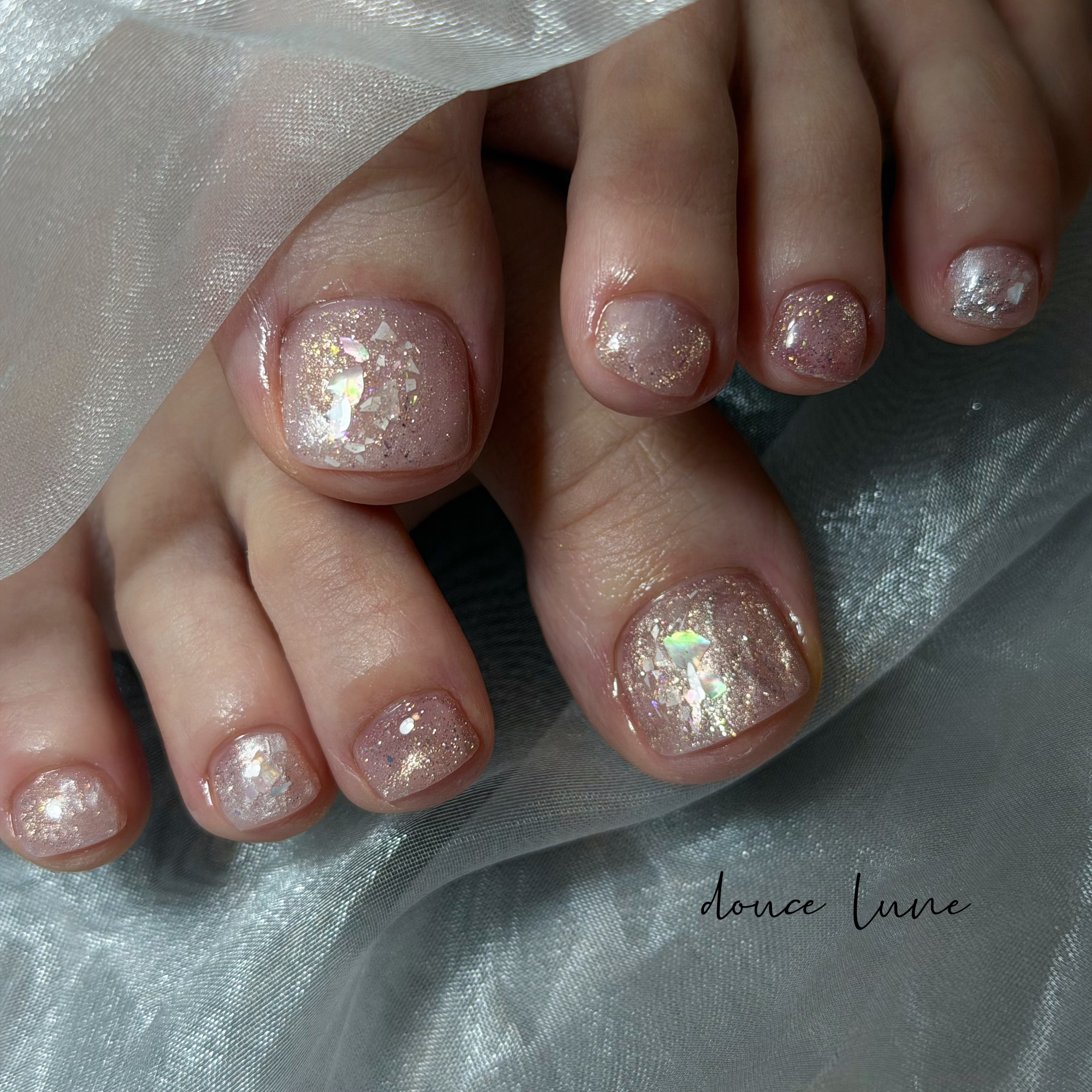 M...nail