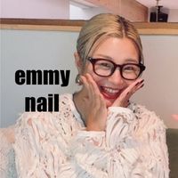 emmy_nail