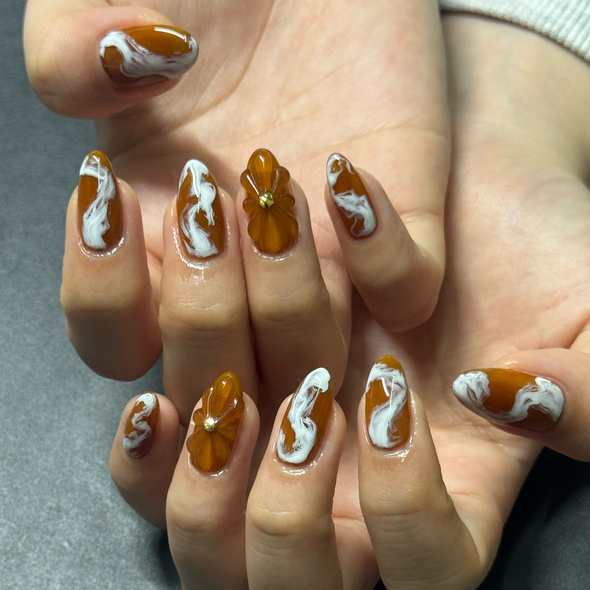 muni.nail