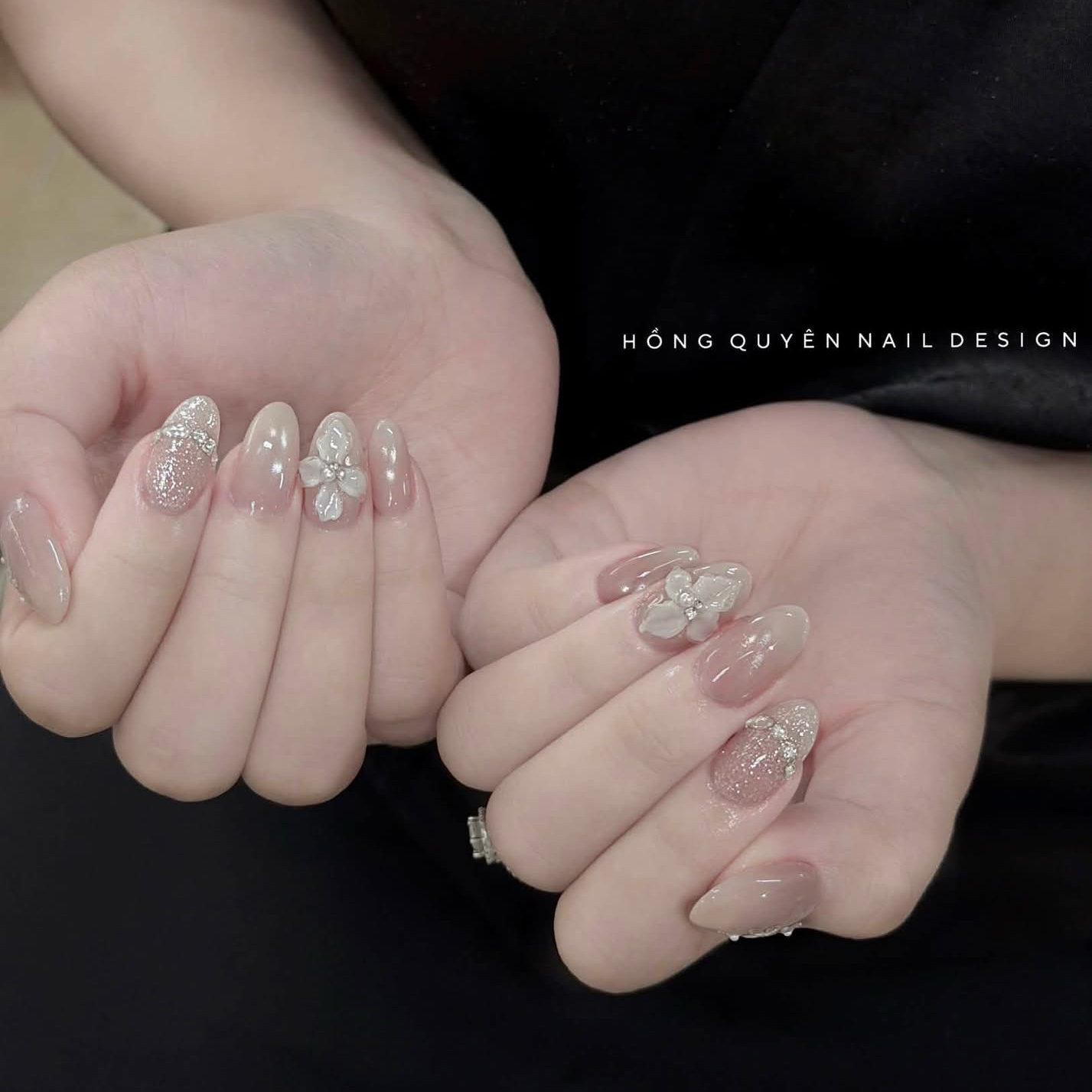 Aurora_nail