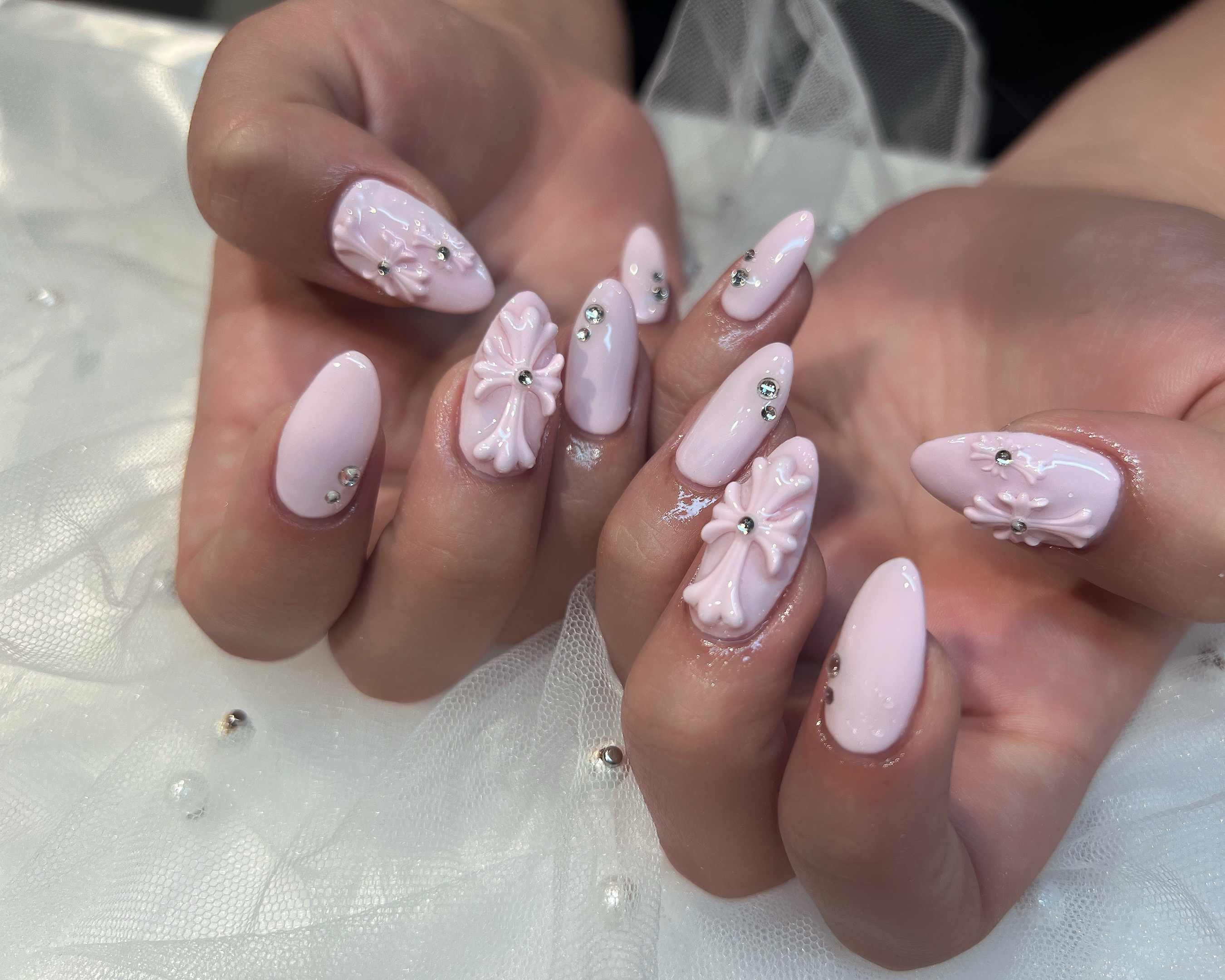 lavish_nail