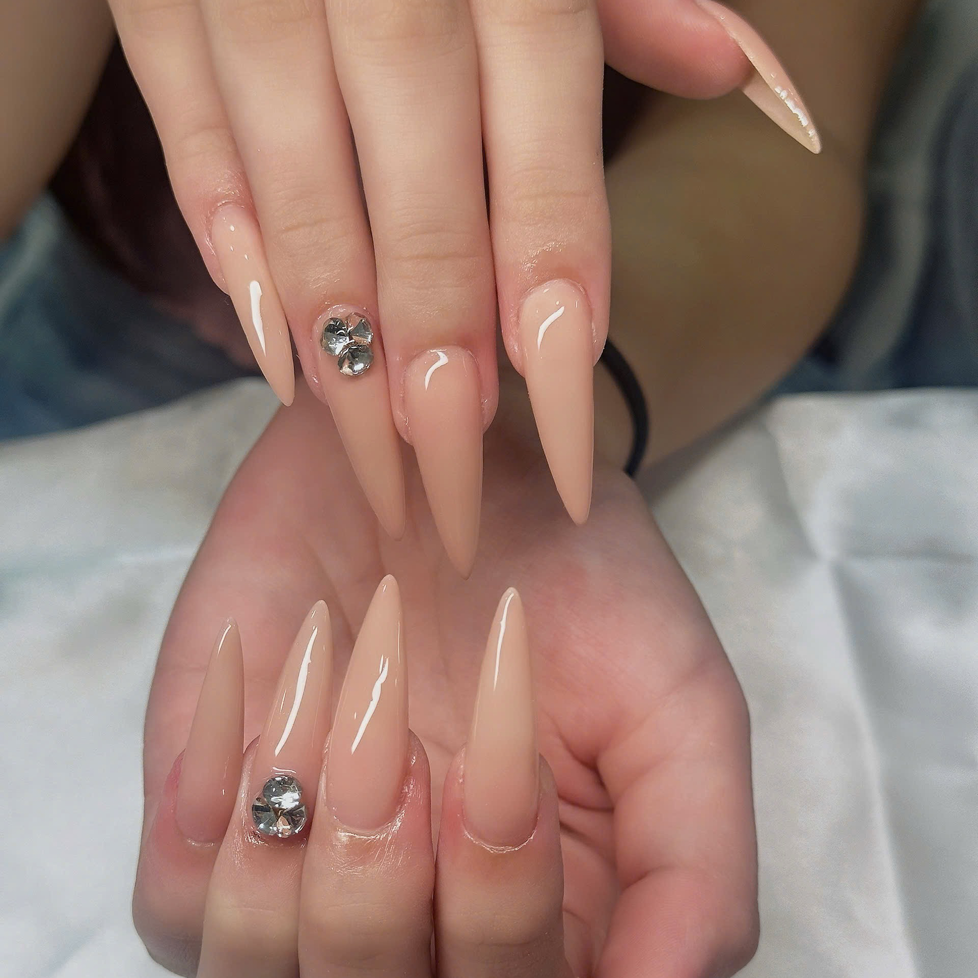 HAPPI_NAIL