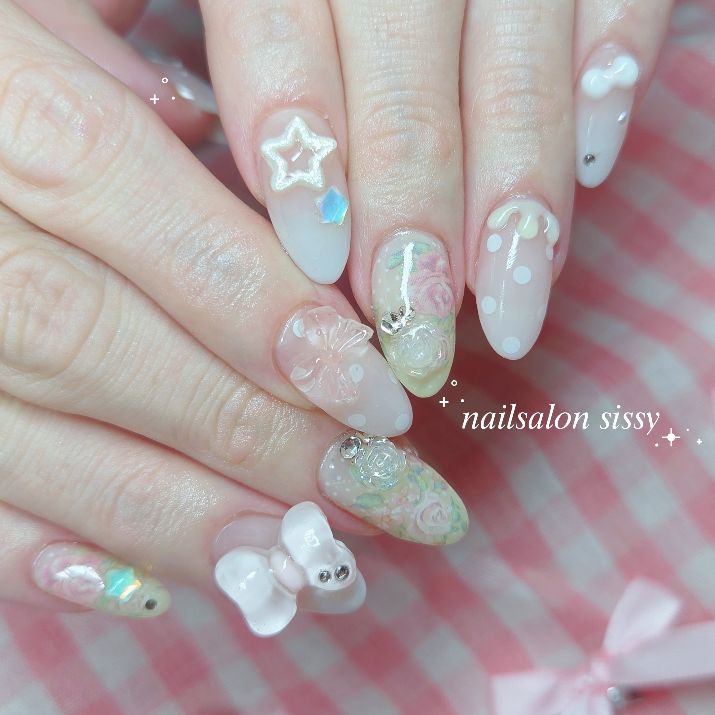 hatsune_sissy