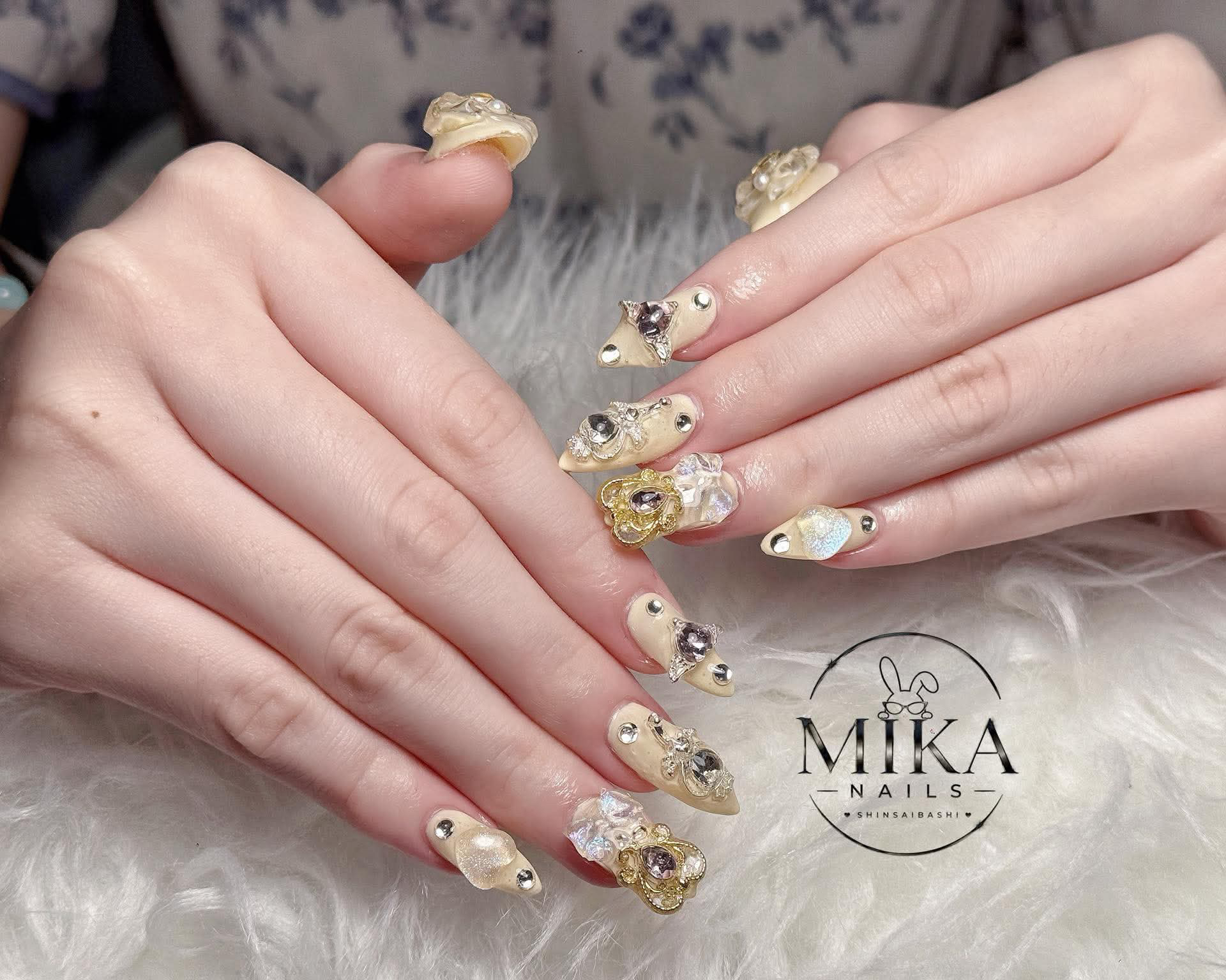 RINA_MIKA_Shinsaibashi