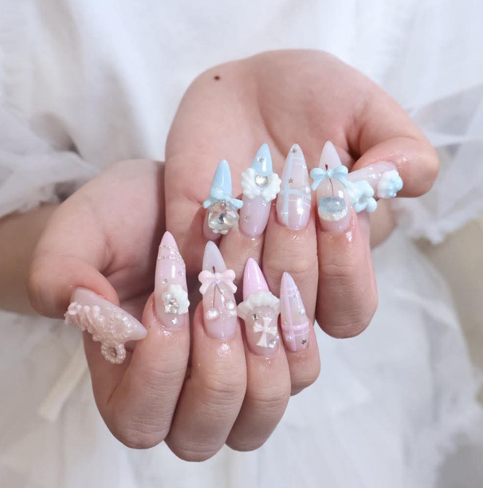 Risu_Nails