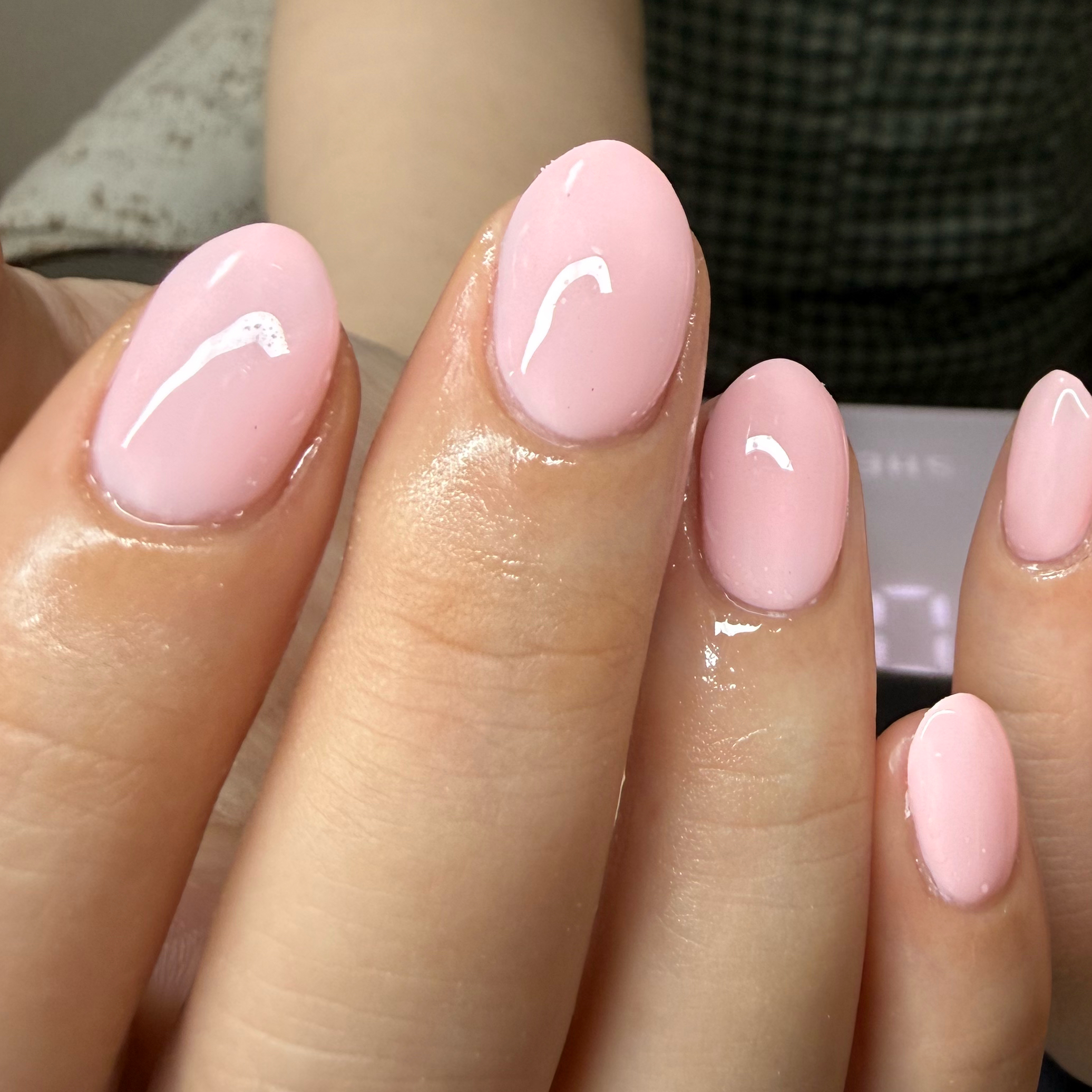 LIN_lYOUNAIL