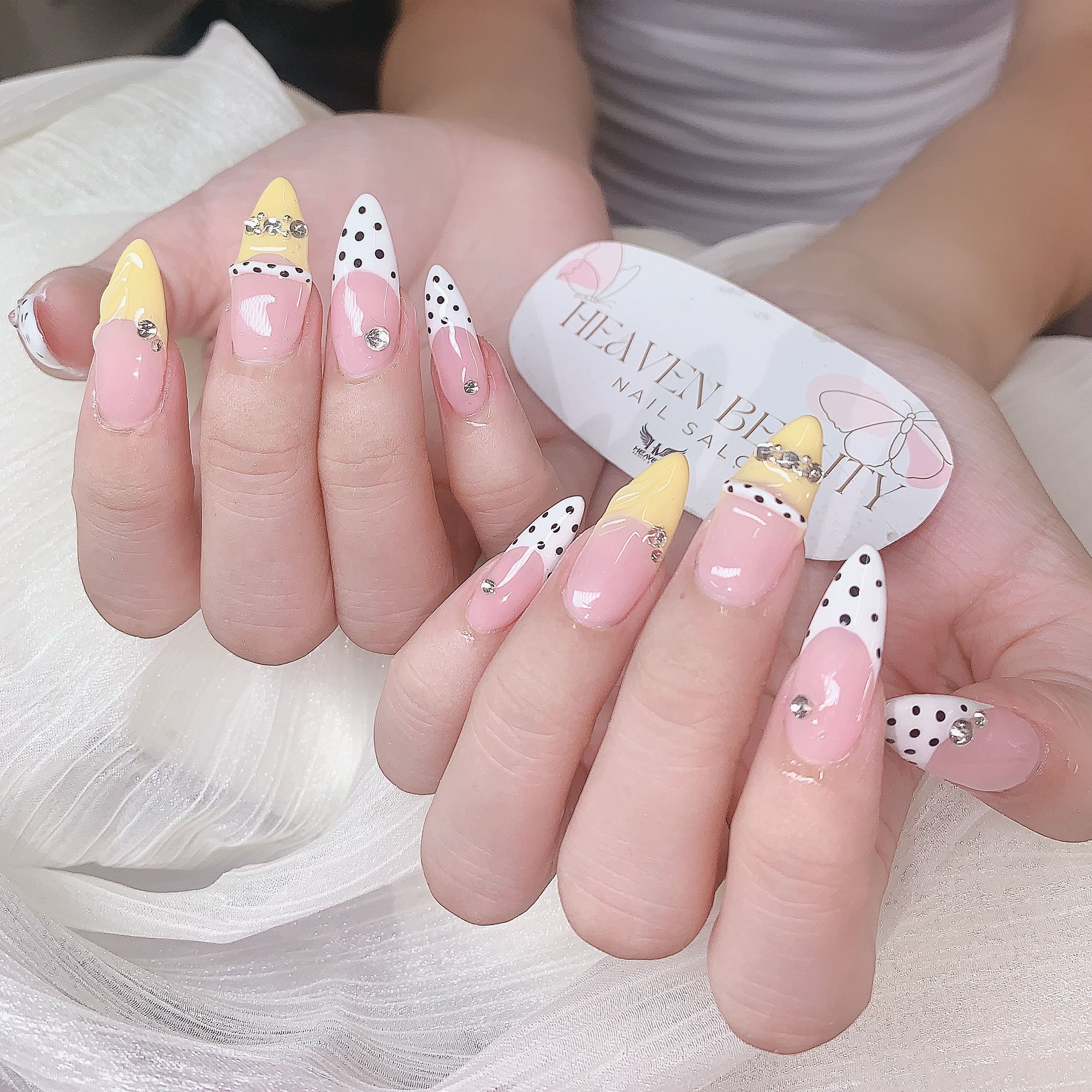 Rinka_MikaBeauty
