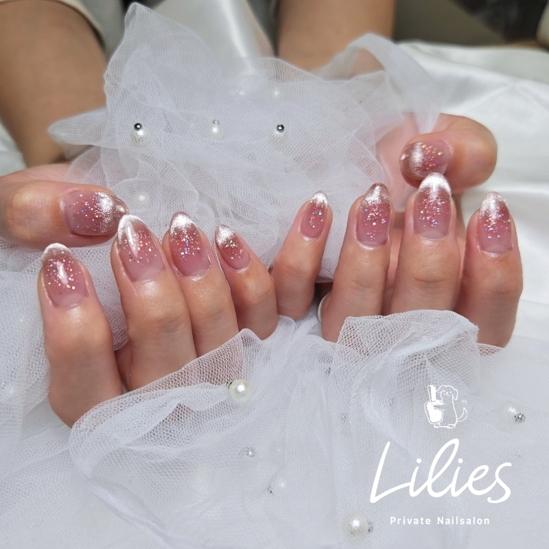 Lilies__nail