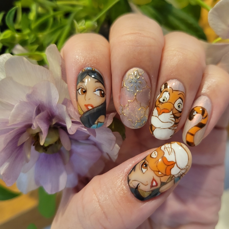 Petal_Mai_Nail