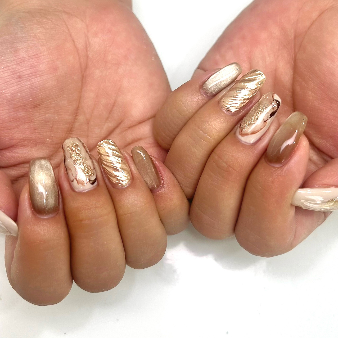 aala_nail