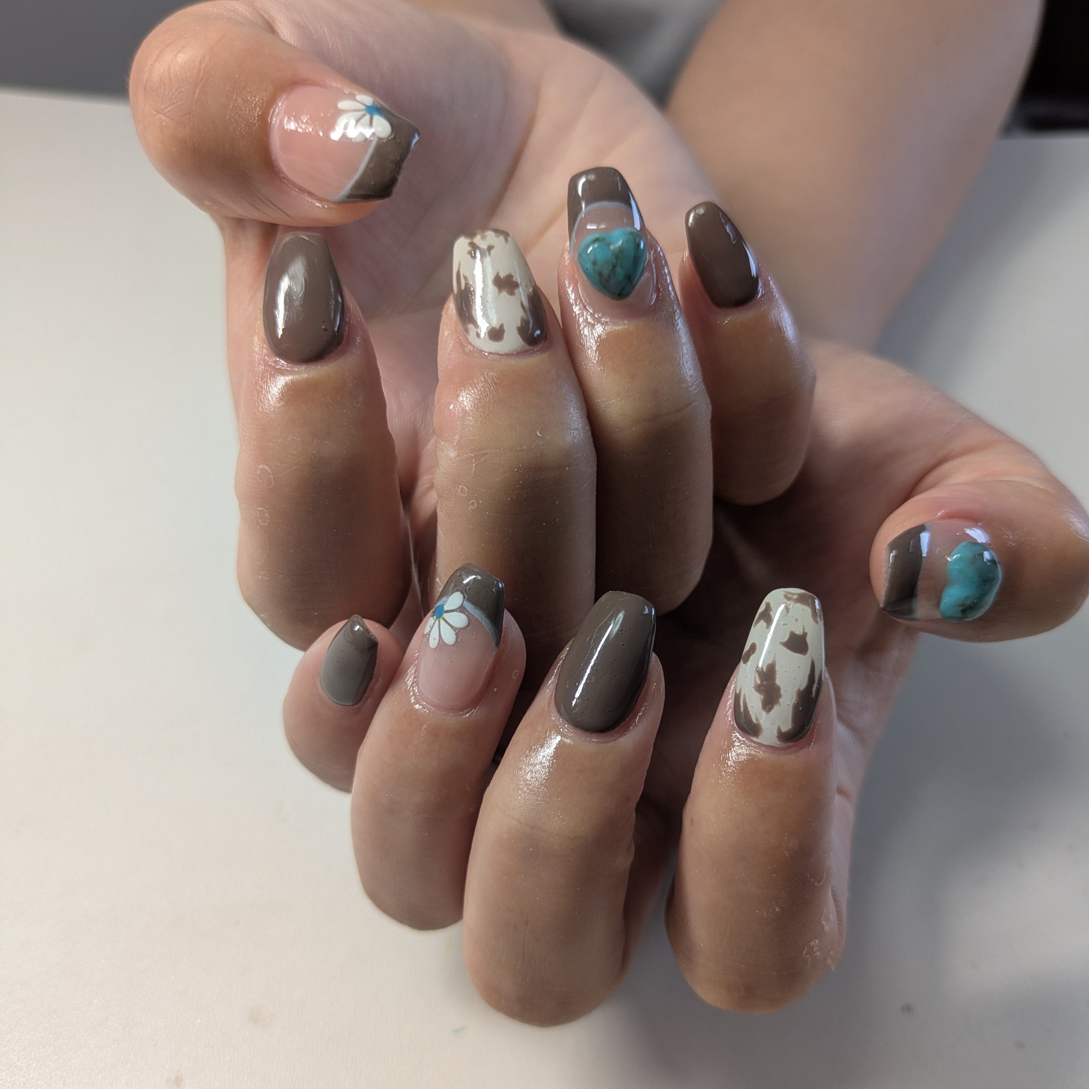 Nail_Lupinus