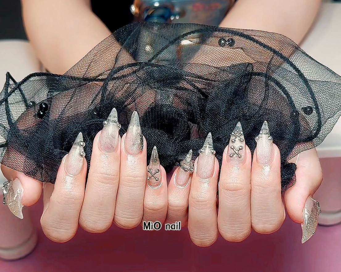 MiO_nail_97