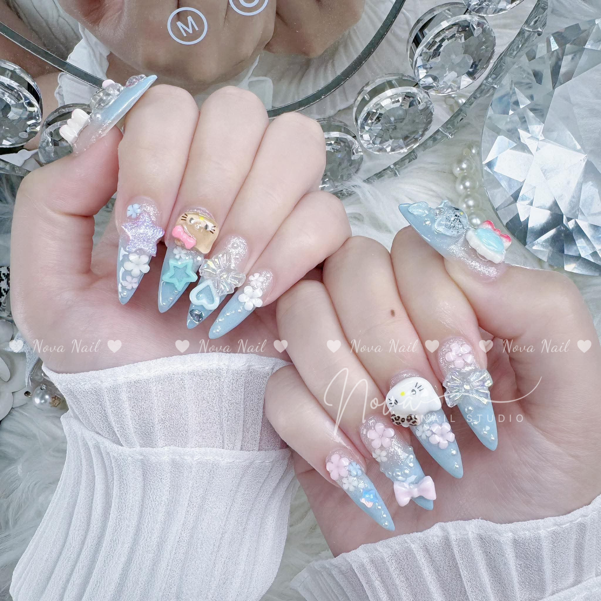 Yumi_Nova