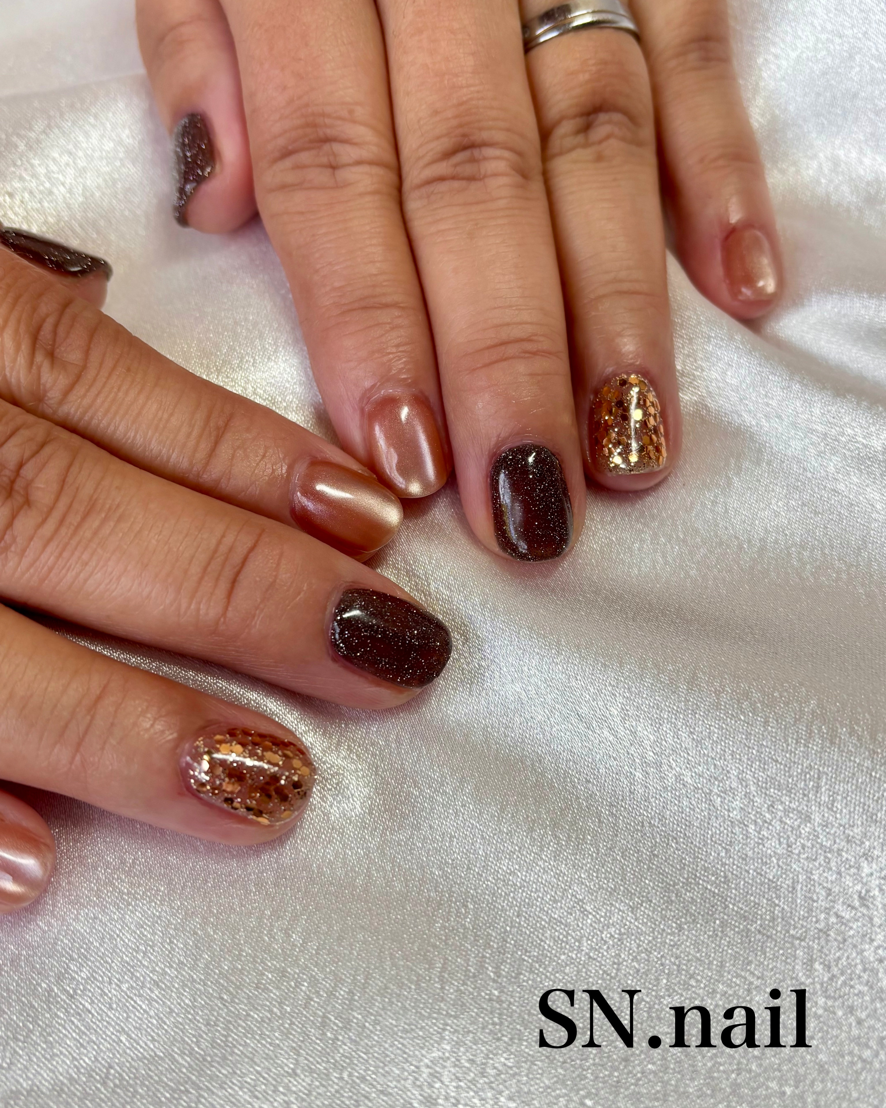 SN.nail