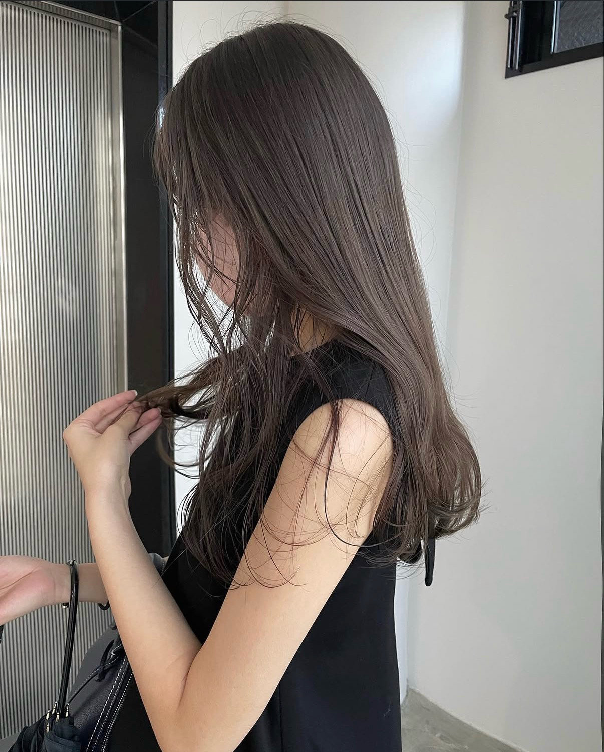 ayn_0227