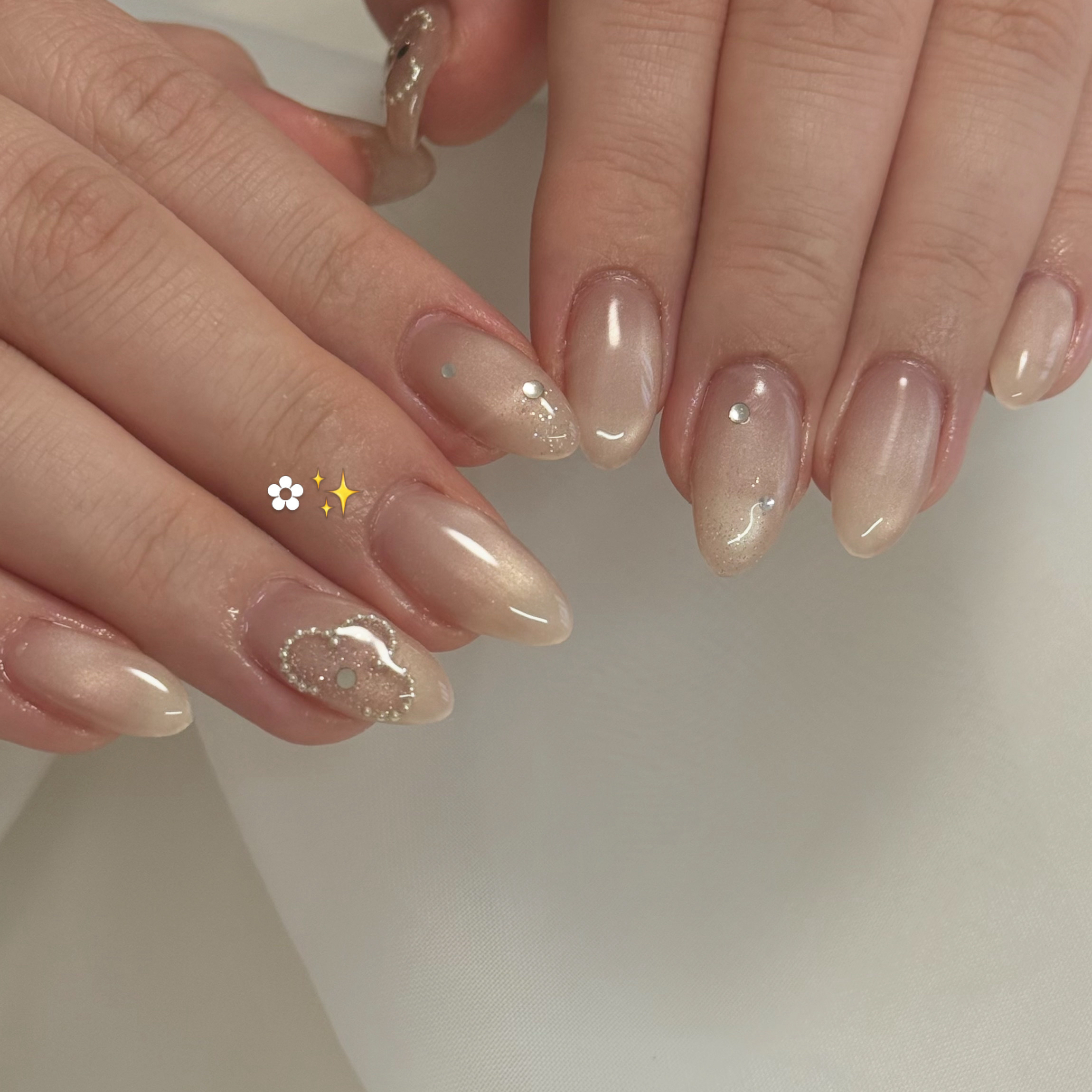 lun_nail