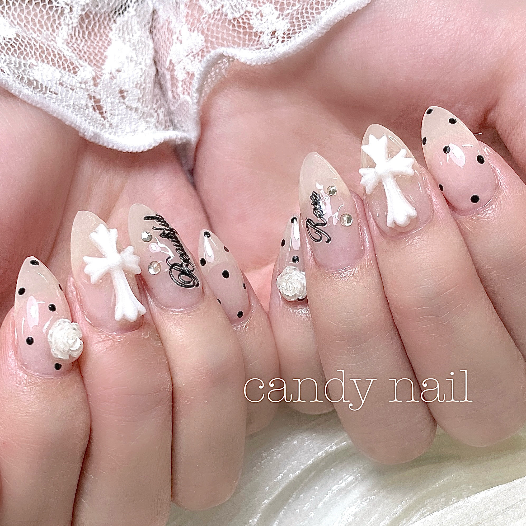 mari.0nail
