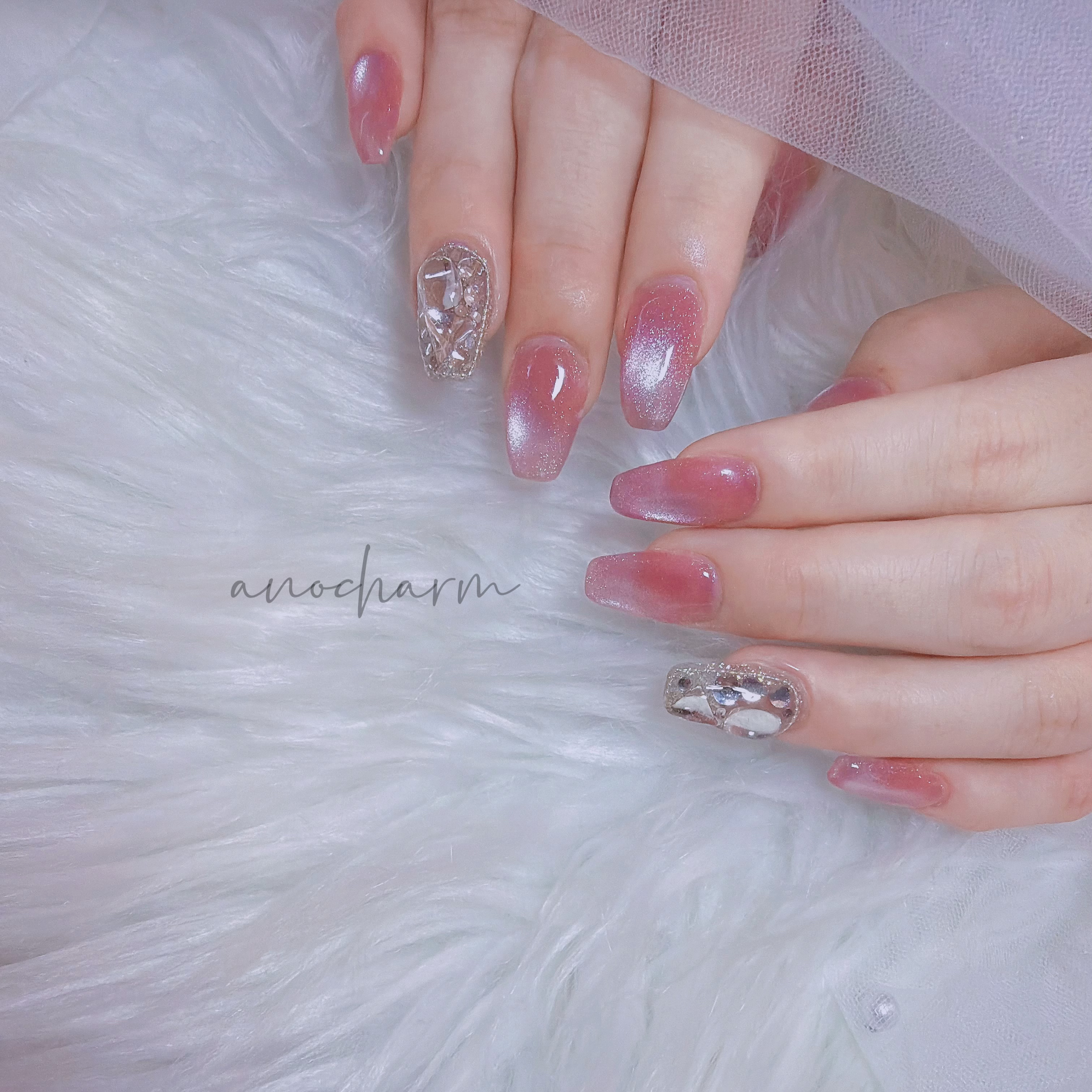 anocharm_anna