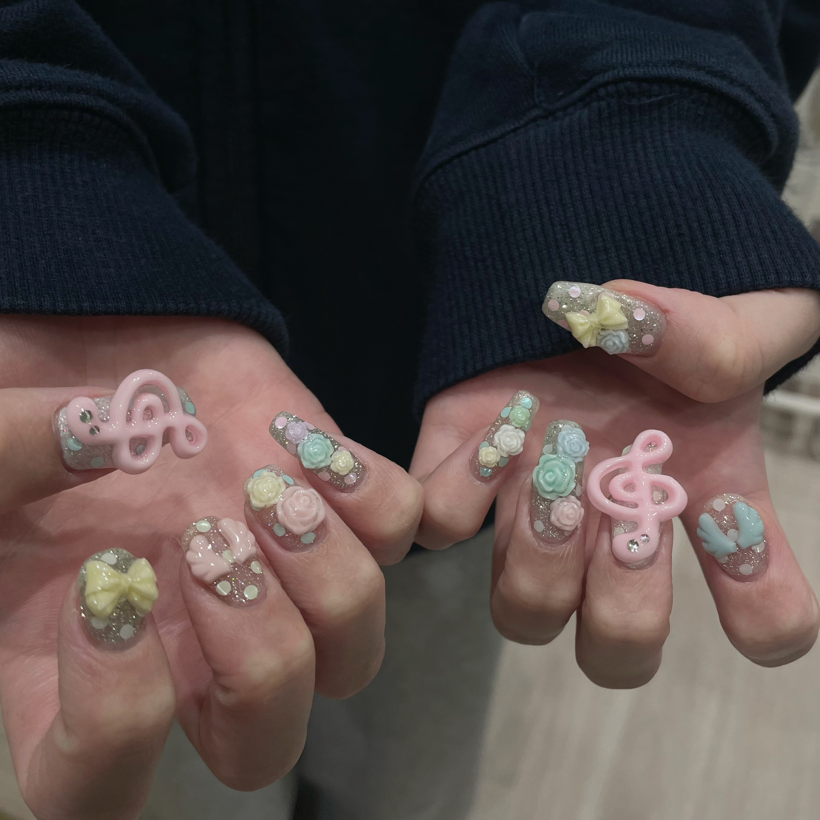 ricnail_ayn