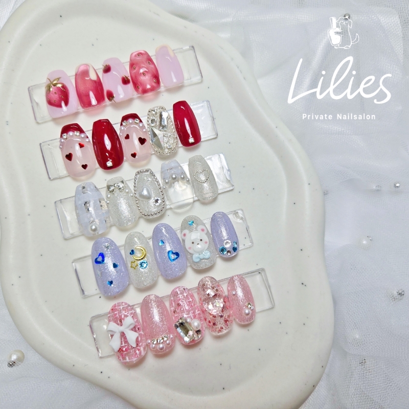 Lilies__nail