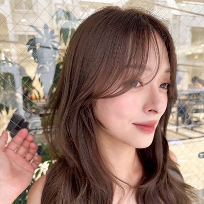 小顔効果⤴️顔周りカット