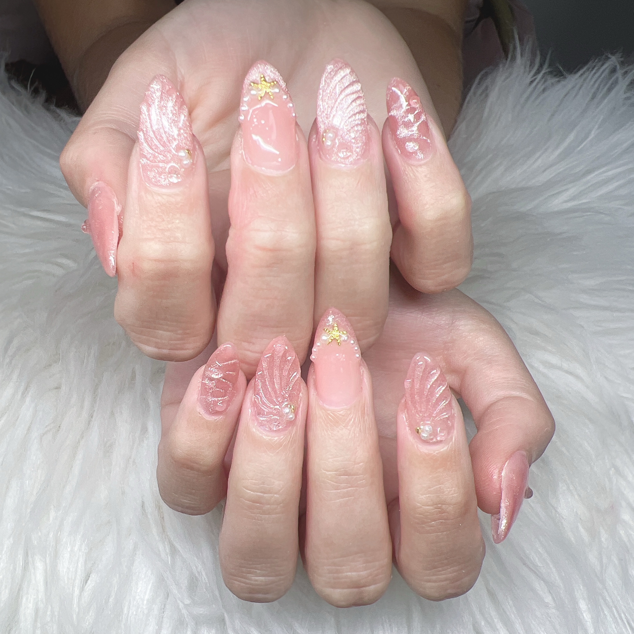 Lee_Nails