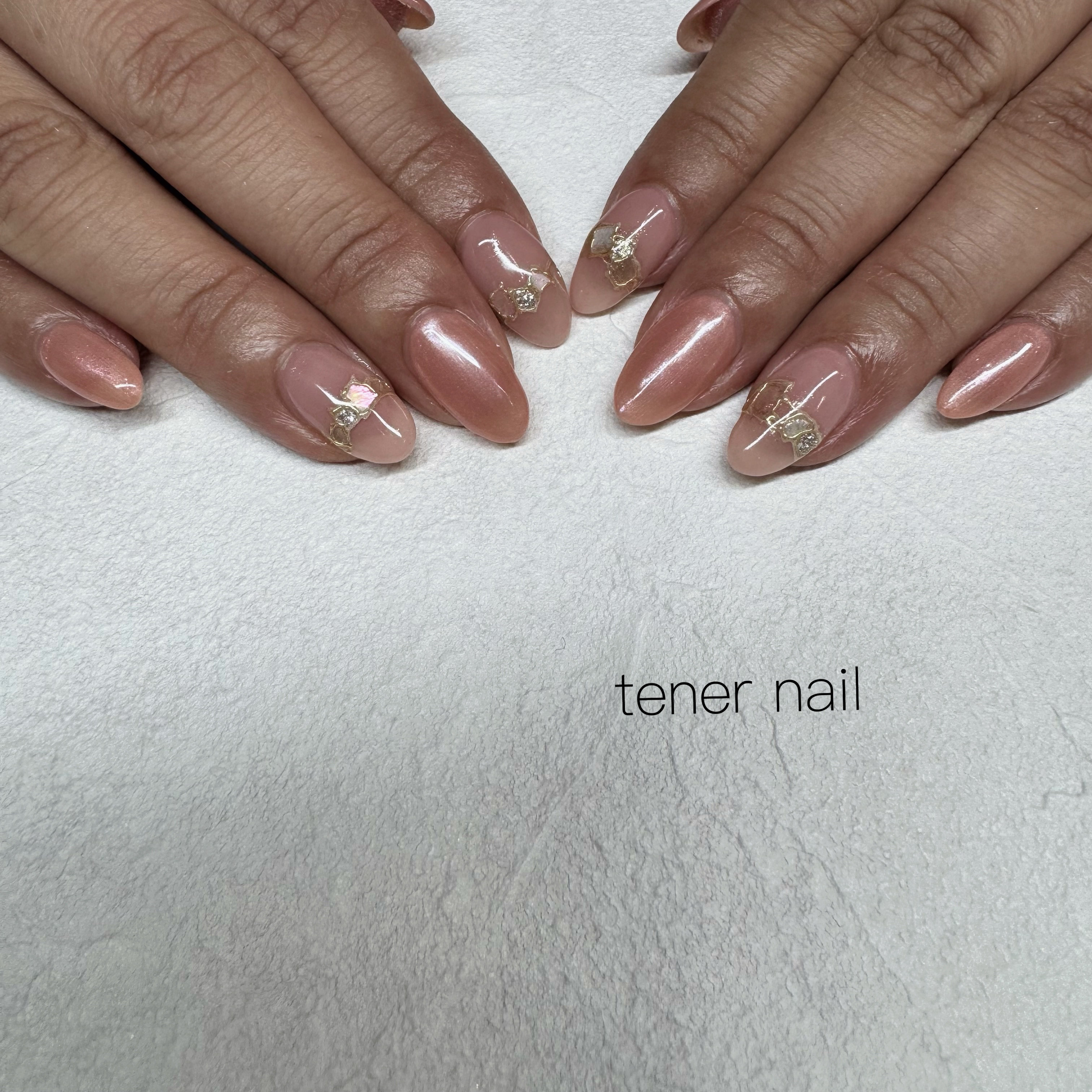 tener_nail