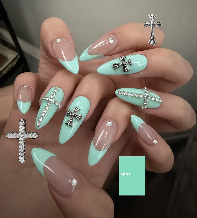 AMI_NAIL_KEBUKURO