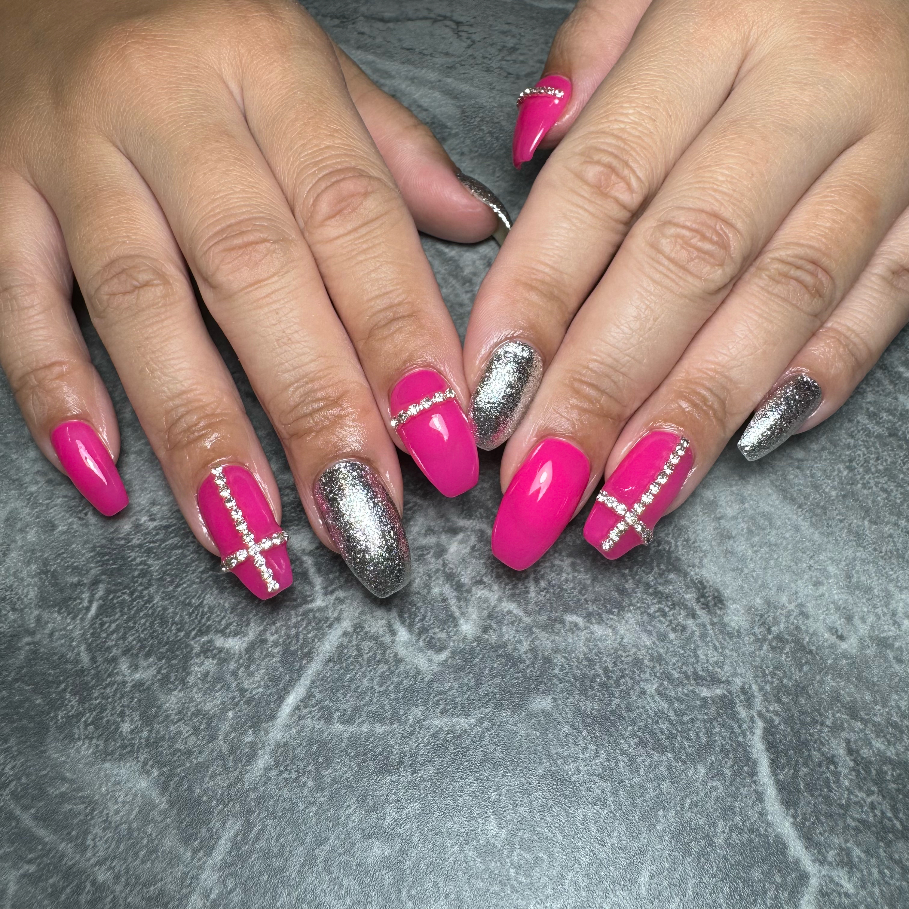 Nail_salon_Gleam